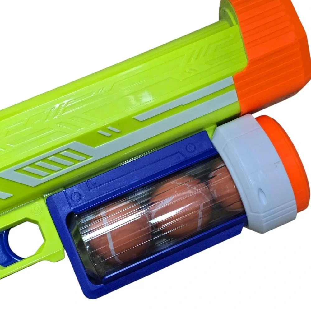 Nerf Dog Tennis Ball Blaster Launcher with 3 Balls Hands-Free Pickup EUC